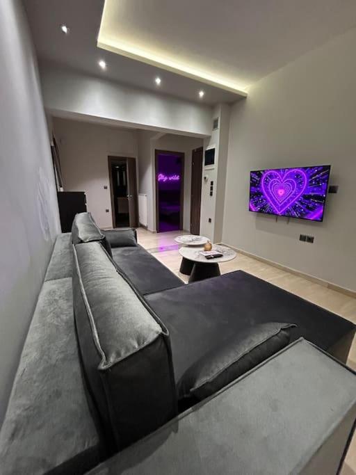Angies Ledsigns Apartment Thessaloniki Exterior foto