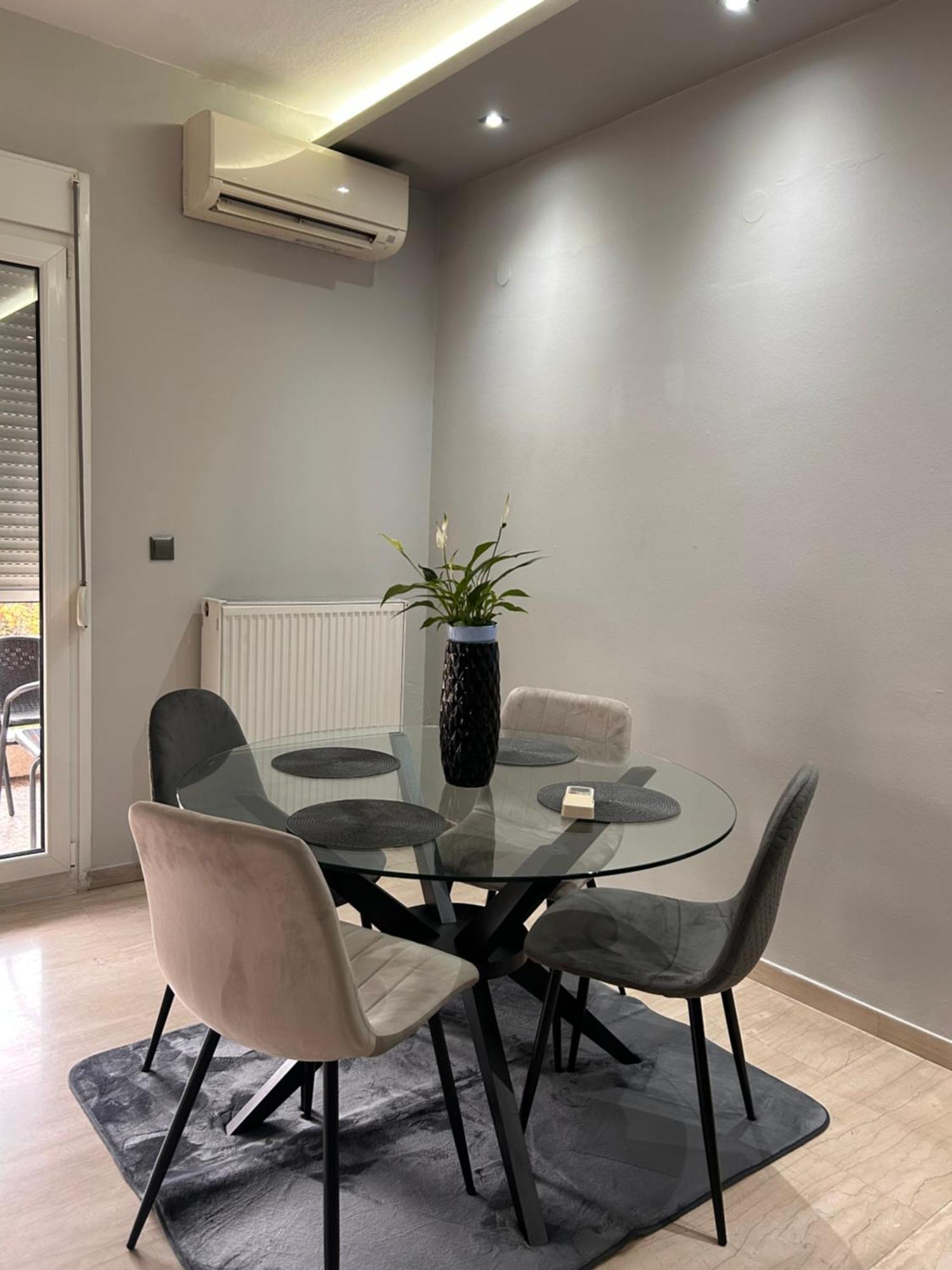 Angies Ledsigns Apartment Thessaloniki Exterior foto